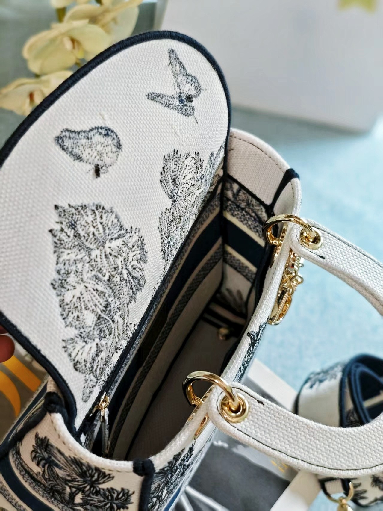 Lady Diro Handle Bag-24*11*20CM