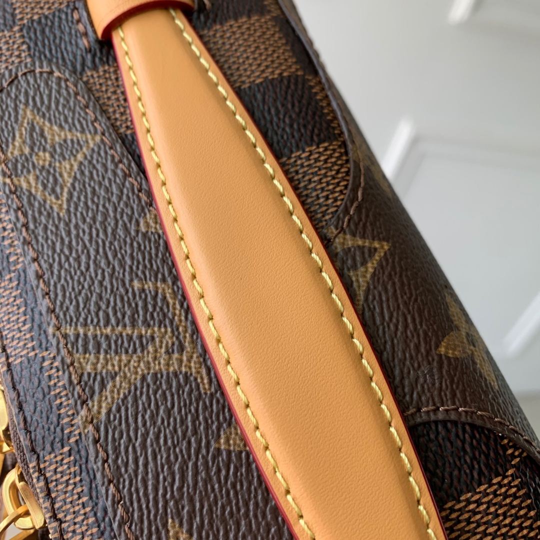 Louis Vuitton Rush Bum Bag-M11563-30*15*8CM