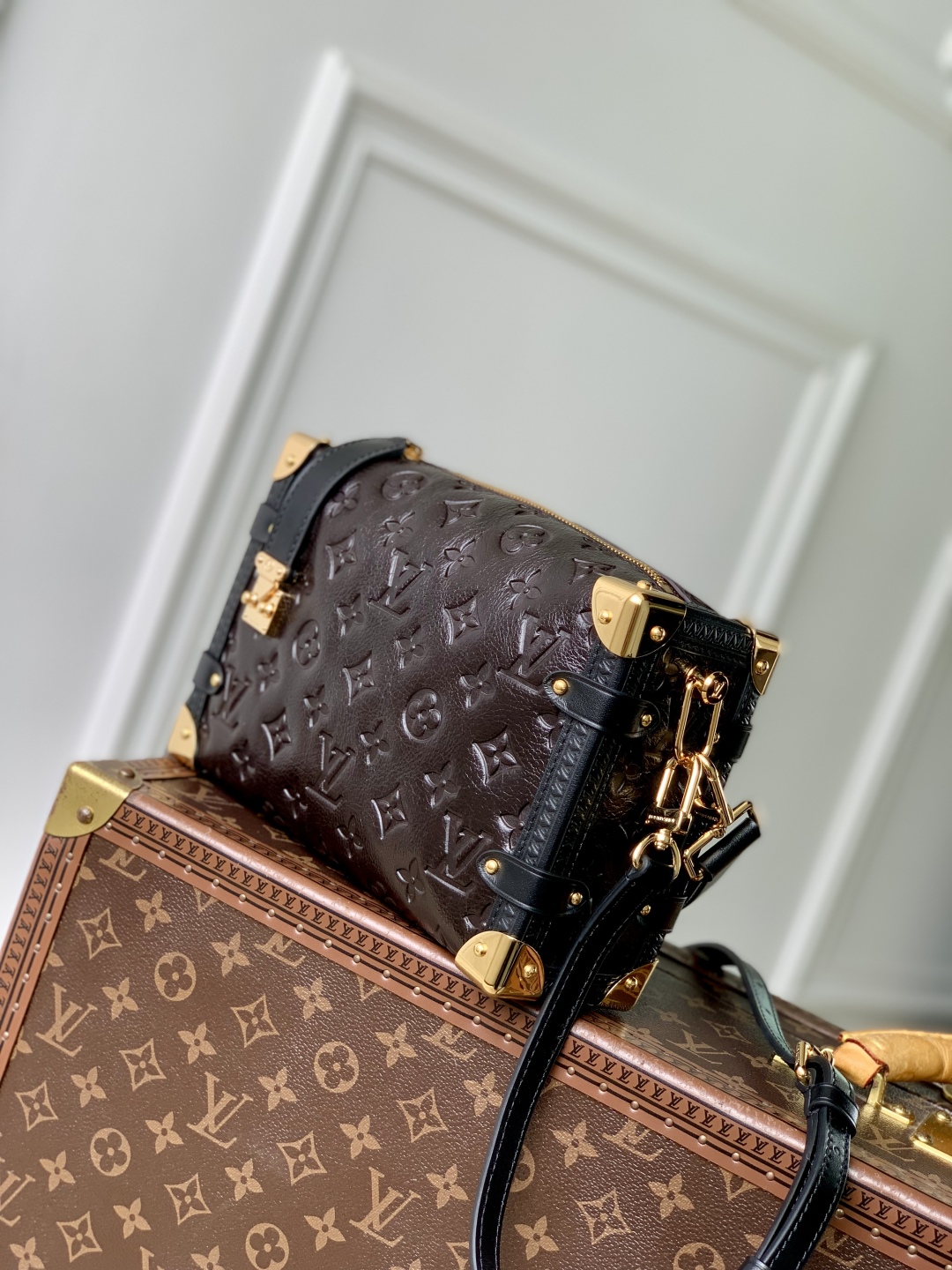 Louis Vuitton Side Trunk -M14606-16 x 8.5 x 23.5CM