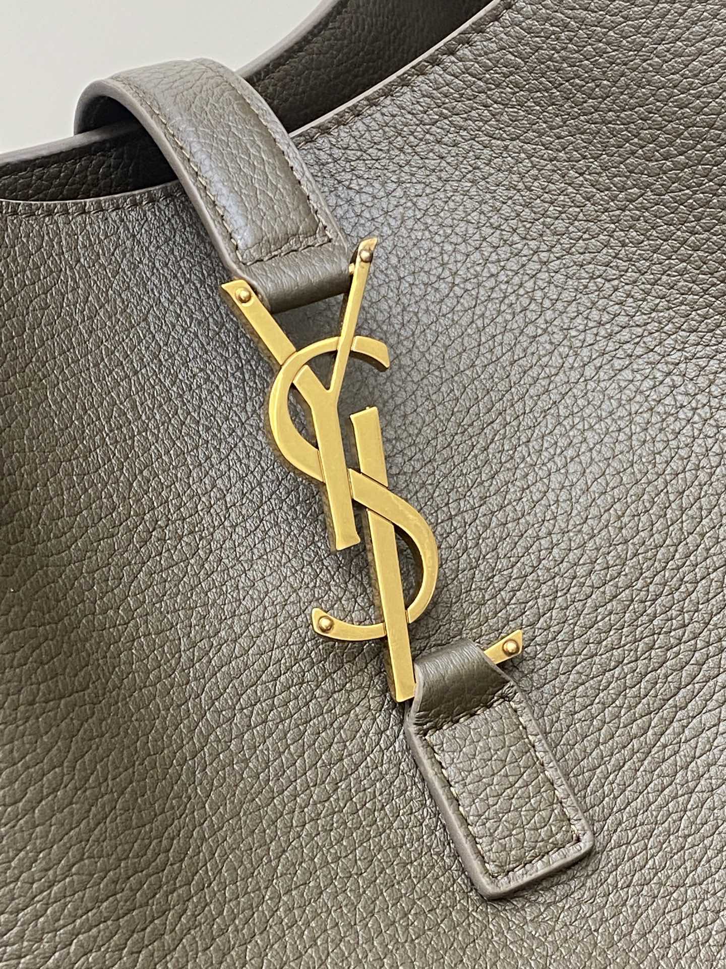 YSL Bea Hobo Bag-50×28×18CM