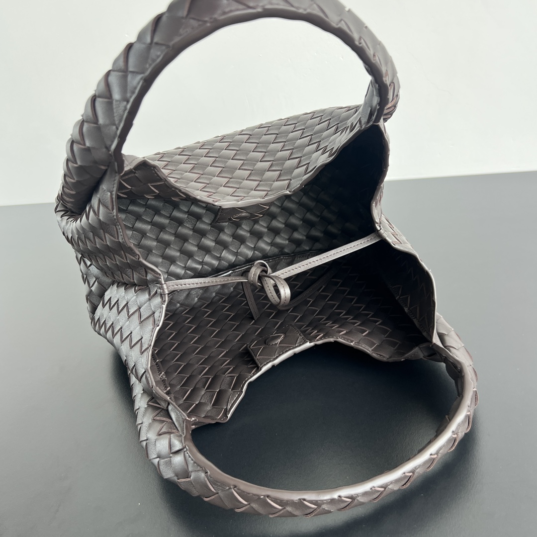 Bottega Veneta Campana Bag-33x20x16.5CM