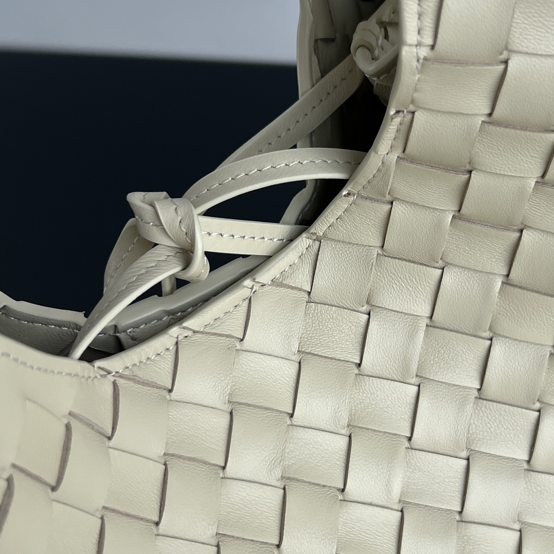 Bottega Veneta Campana Bag-33x20x16.5CM