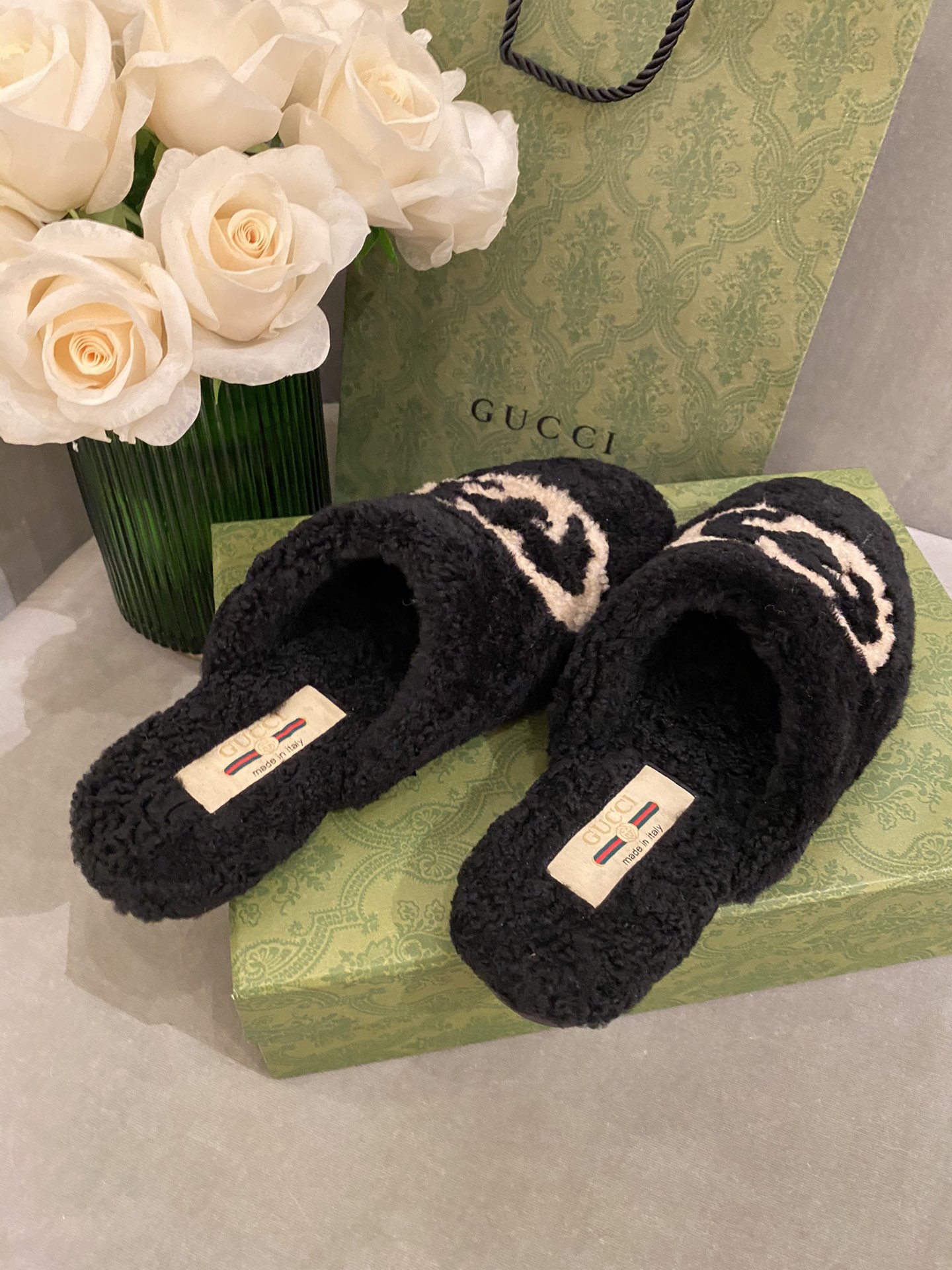 G*u*i loafers