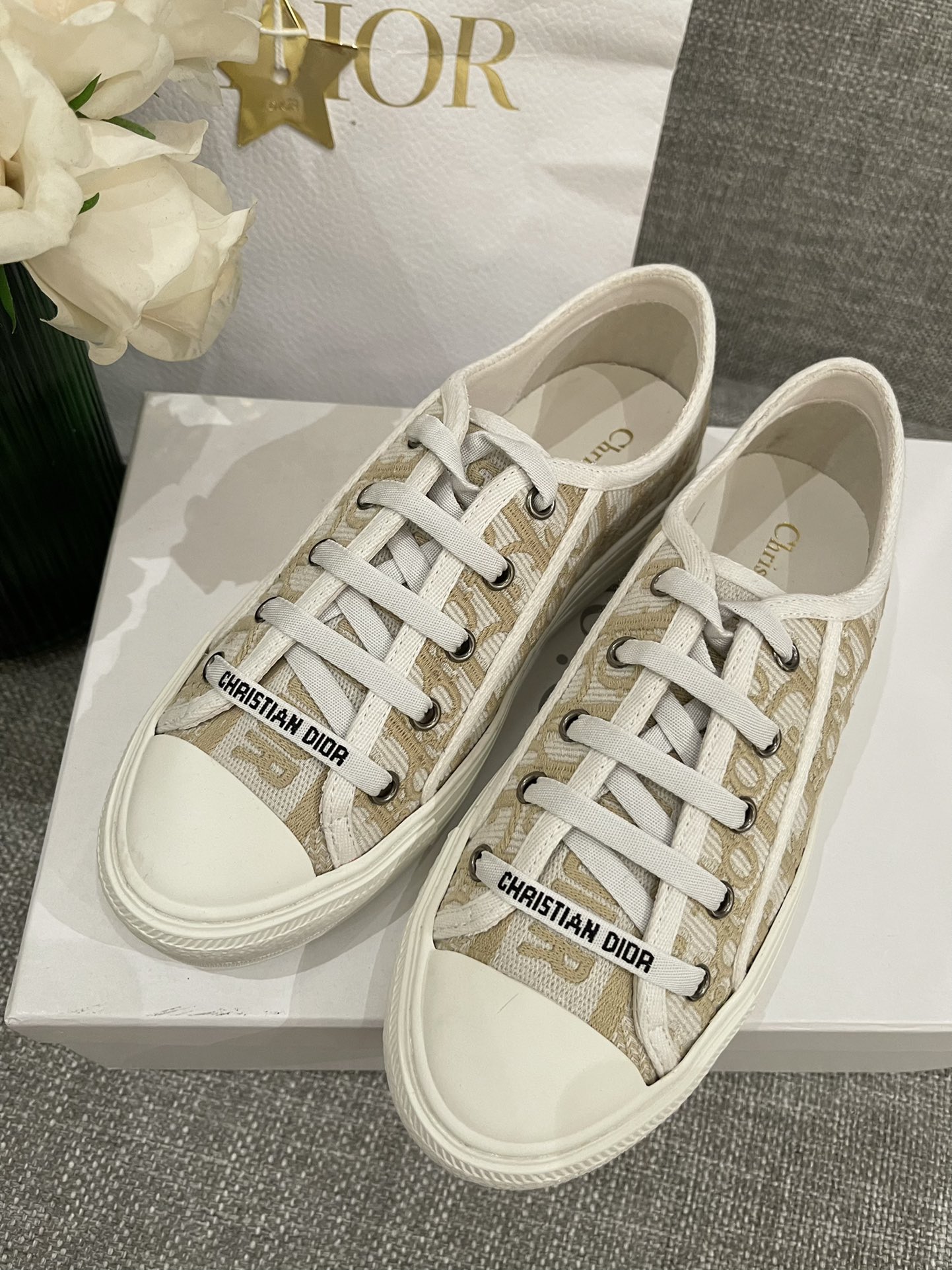 D*or sneakers