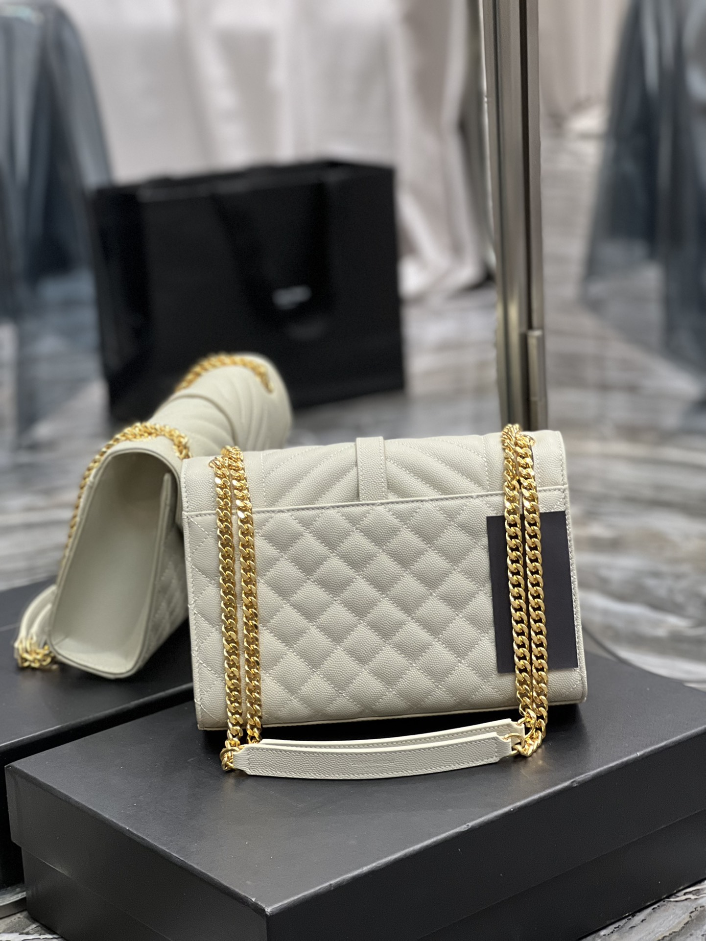 Y*L envelope bag