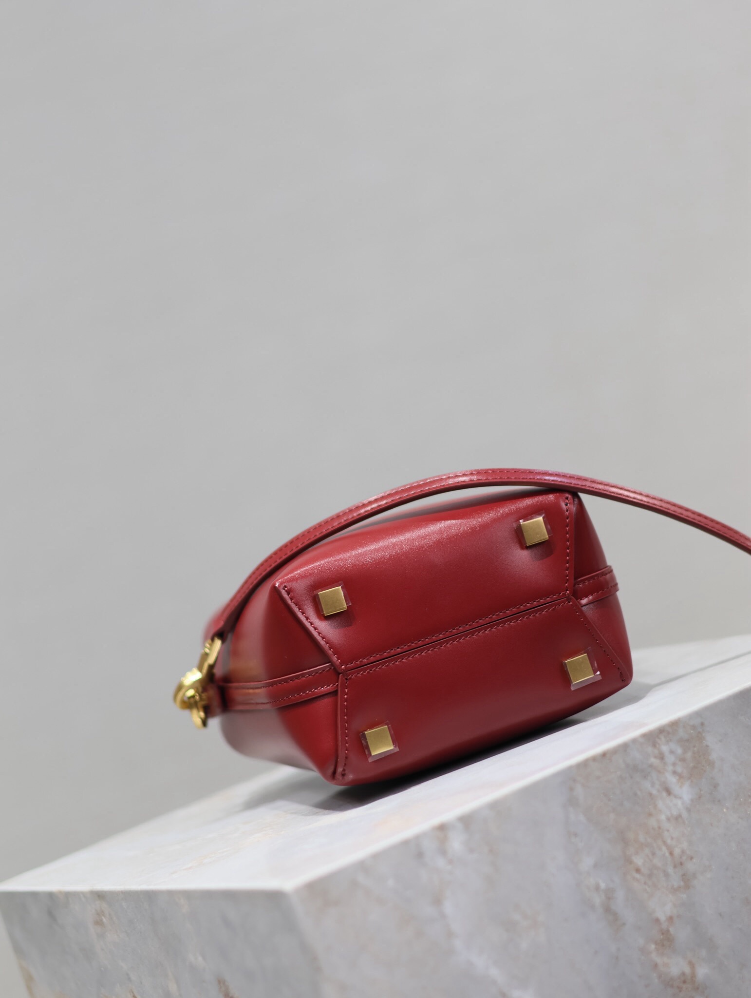 YSL LE37 Bucket-15×13×6CM