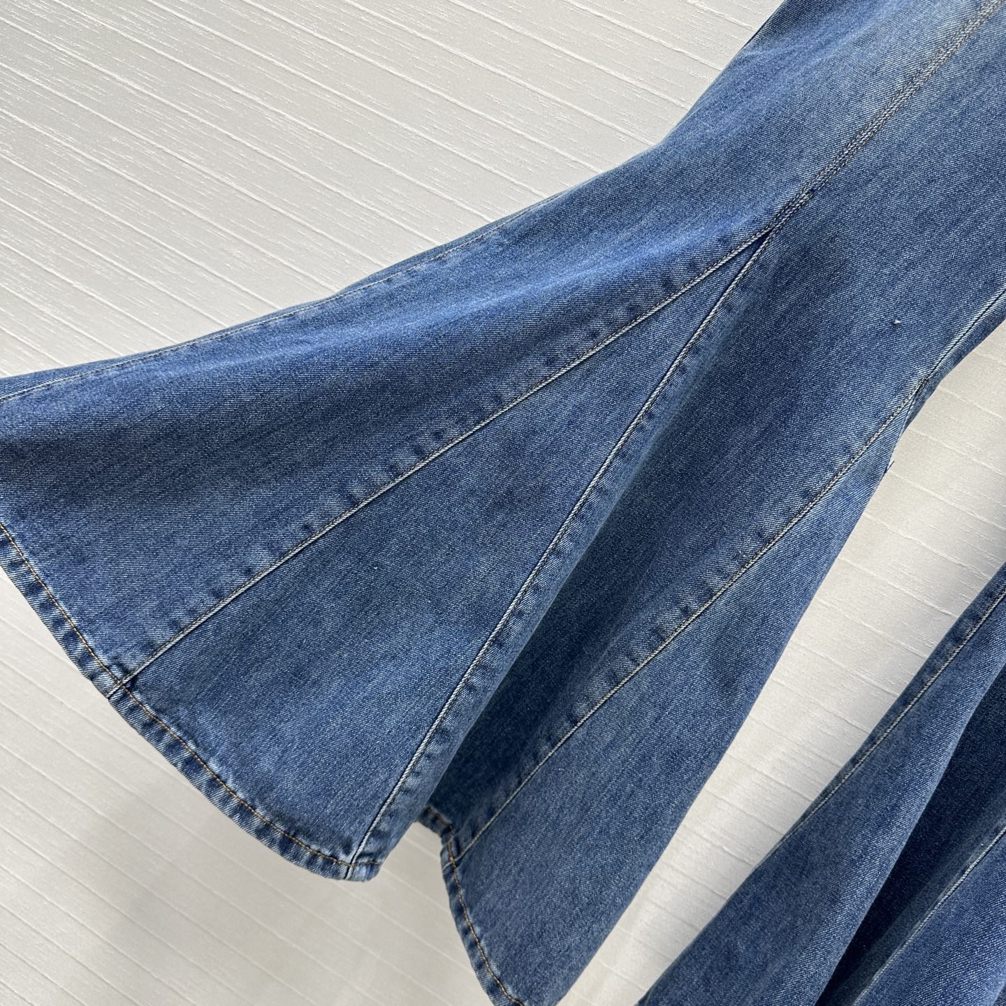 Chloé Fluid Flare Jeans In Denim